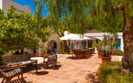 The house is arranged around a central patio